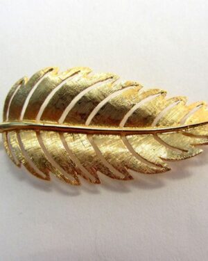 Tiny Pattu style for a hair accessory - floral or leaf motif hairpin