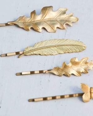 🍀 Lucky Leaves Hairpin – 4-Leaf Pattern Accessory by Tiny Pattu