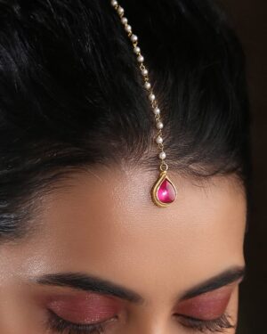 🤍 Kundan Pearl Drop Maang Tikka – Minimal & Elegant (Single Piece)